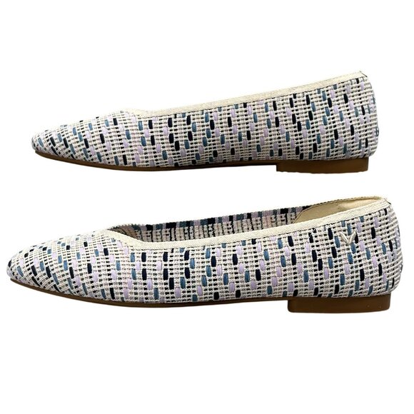 Vivaia NWOB Margot 2.0 Blue White Slip-On Walking Ballet Flats Size 9.5 - Picture 2 of 9
